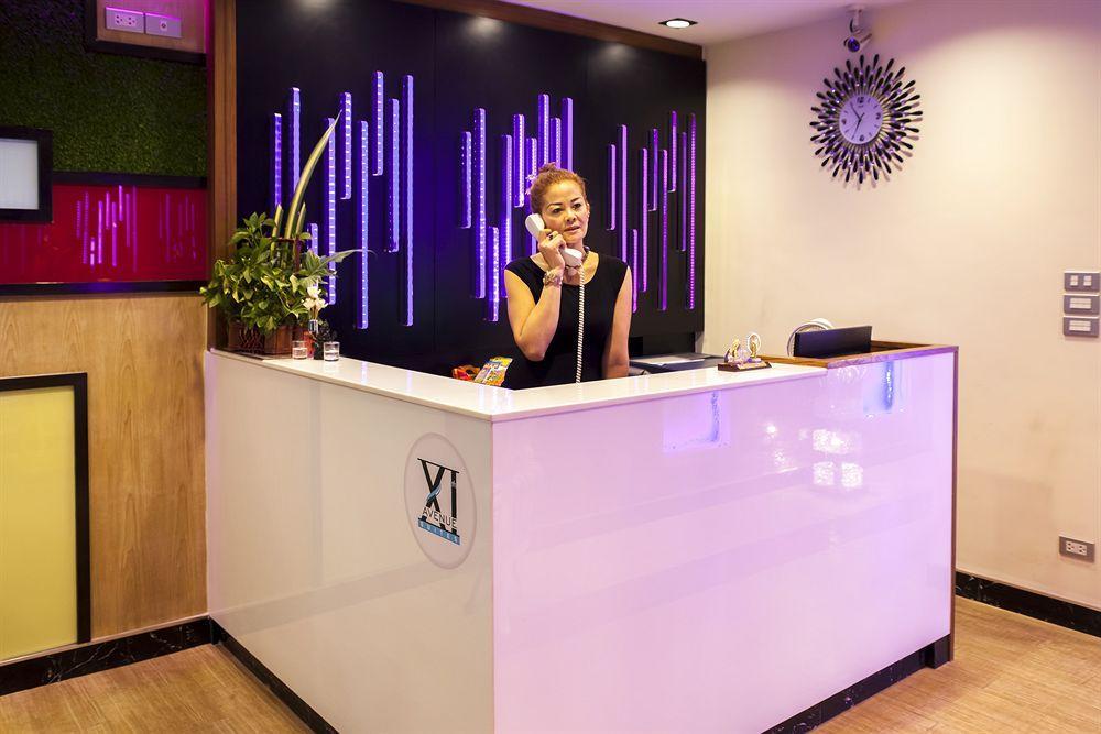 Eleven Avenue Suites Bangkok Exterior foto